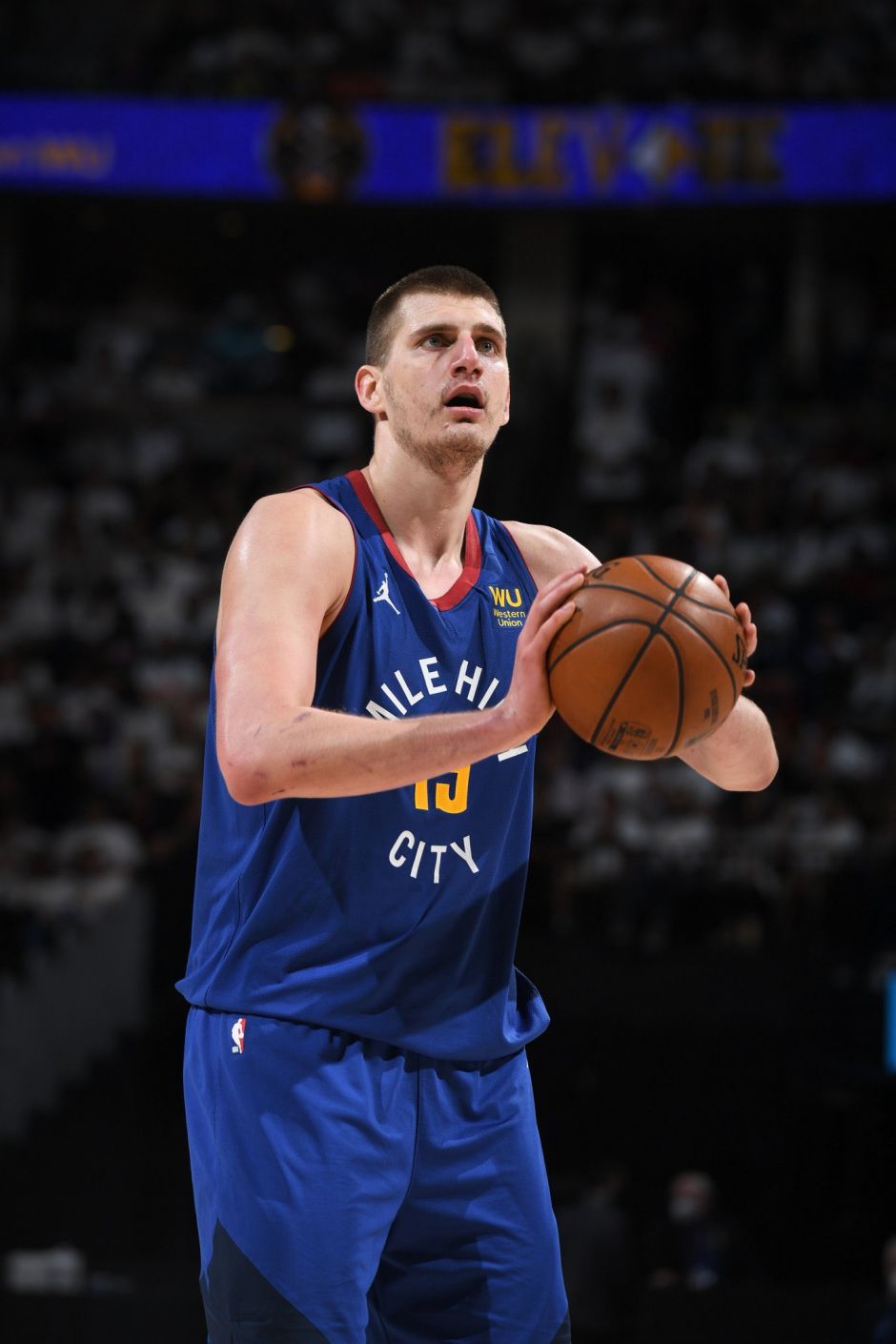 接触到更为 接触到更为