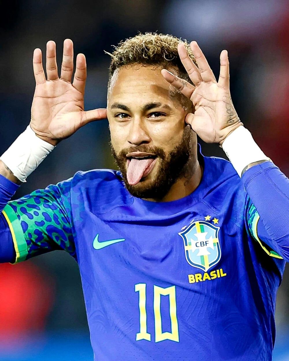 代球场即长 代球场即长